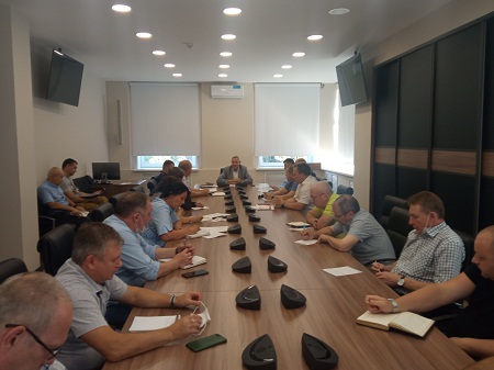   25 августа 2022 года в Администрации городского округа Реутов проведено рабочее совещание по вопросам безопасности в учреждениях образования при проведении торжественных линеек 