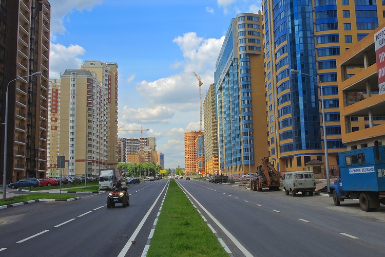 Погода реутов. Город Реутов. Москва город Реутов. Центр города Реутов. Парк Реутов Юбилейный проспект.