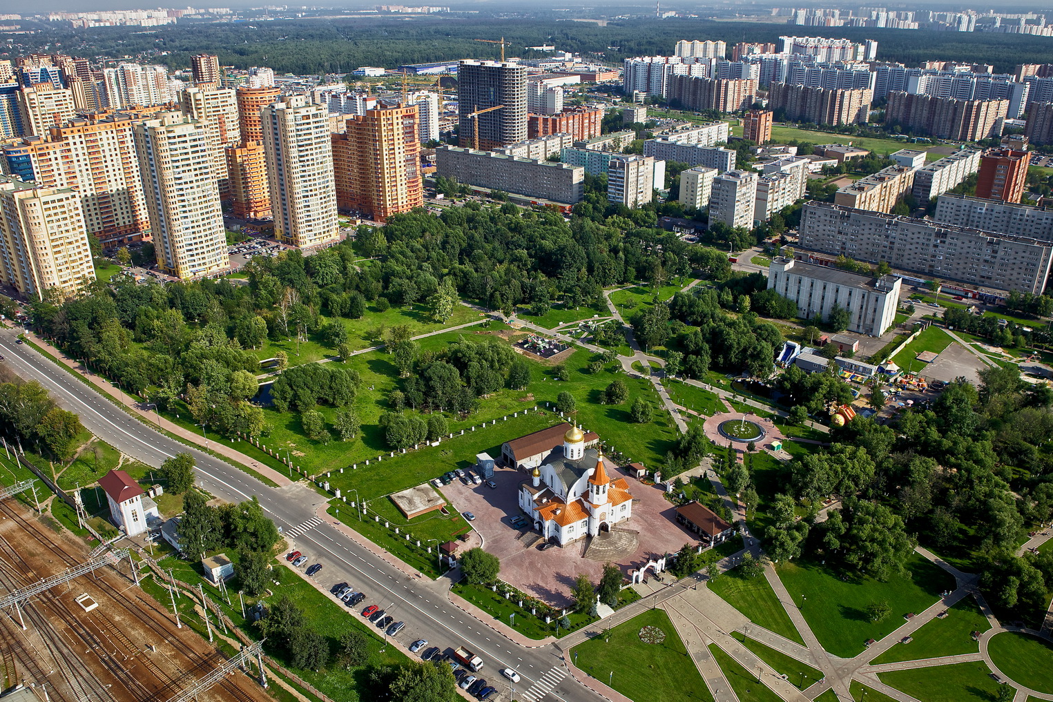 реутов центральный городской парк